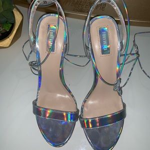 Holographic Heels